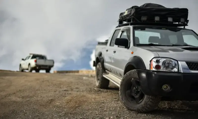 do roof bags damage your car