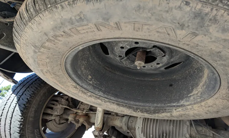 How Do You Get the Spare Tire off a Ford F150 Without the Key: Easy Tips and Tricks.