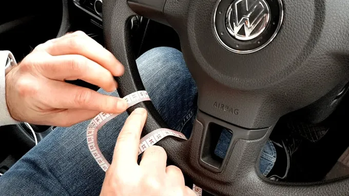 how do you measure a steering wheel