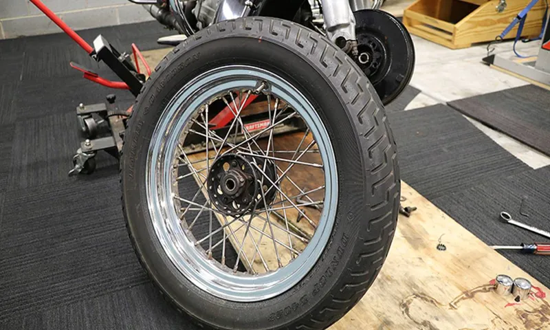 how much does a motorcycle tire cost