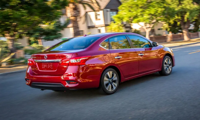 How Much Does a Nissan Sentra Weigh? A Comprehensive Guide to its Weight and Performance.