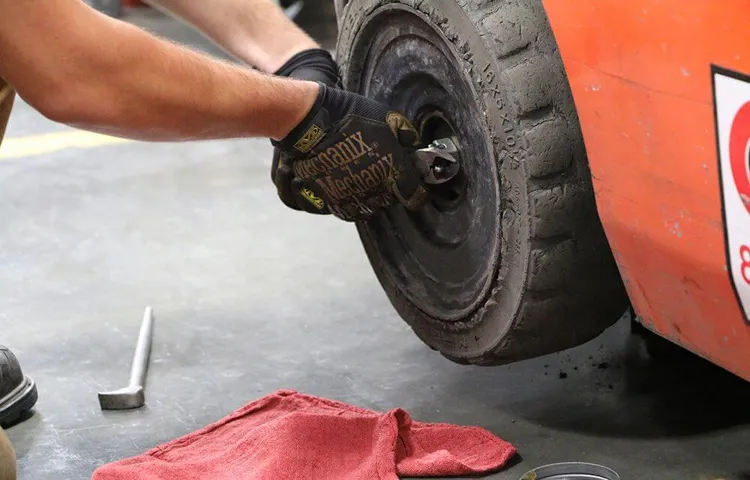 How to Change a Forklift Tire: The Step-by-Step Guide for Beginners