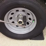 How to change a tire on a camper: A beginner’s guide