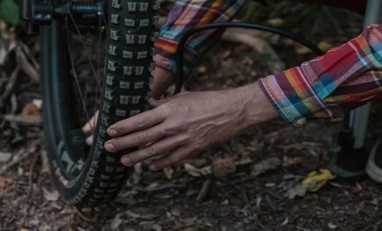 how to change rear tire on mountain bike