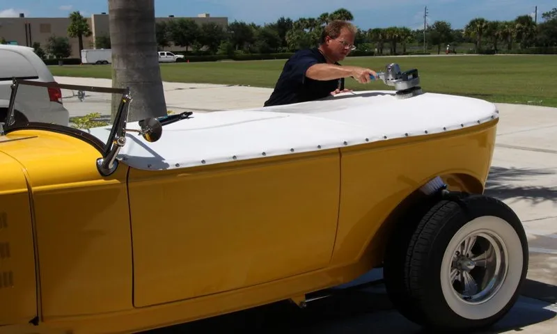 how to clean a black vinyl tonneau cover