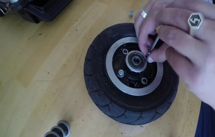 How to Fix a Flat Tire on an Electric Scooter in 5 Easy Steps