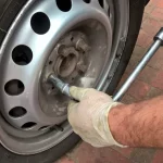 How to Flat a Tire Without Making Noise: Tips and Tricks for a Silent Puncture Repair