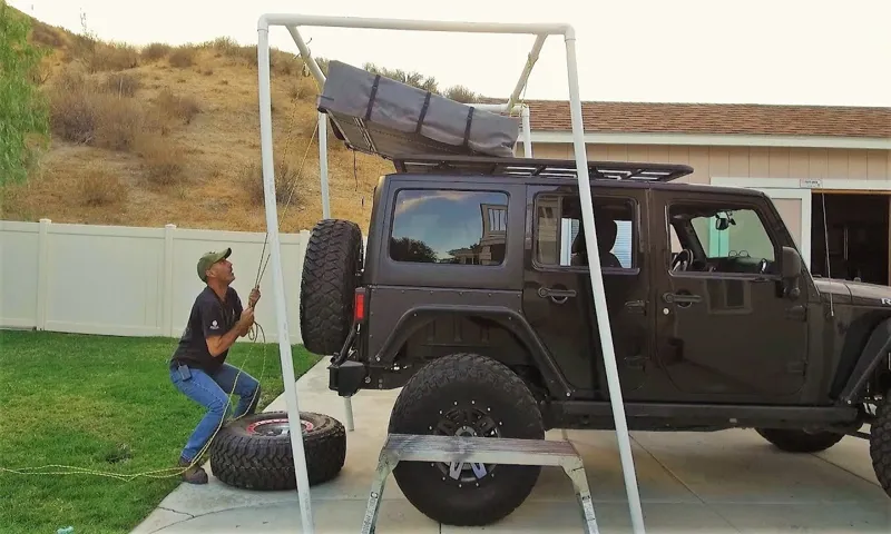 How to Lift a Roof Top Tent on a Car: Step-by-Step Guide