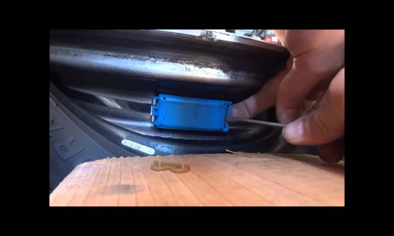 how to remove tire pressure sensor