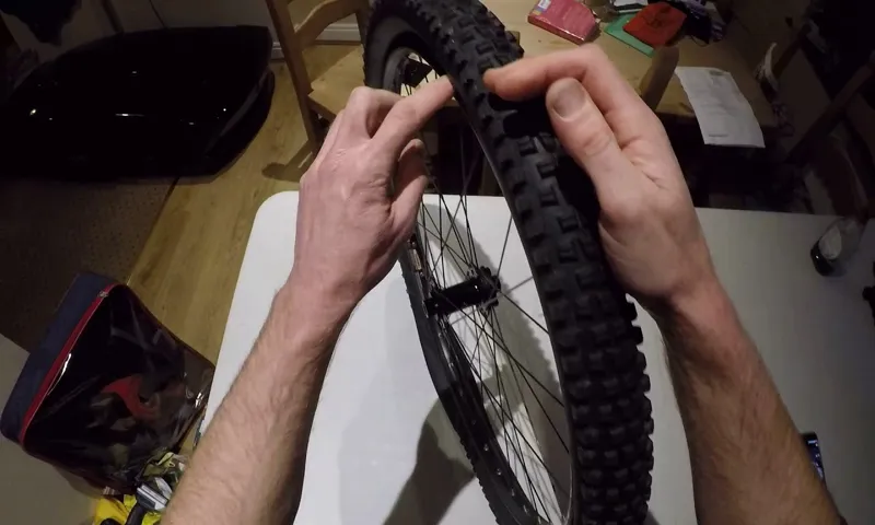 How to Replace Mountain Bike Tire: Step-by-Step Guide for Beginners