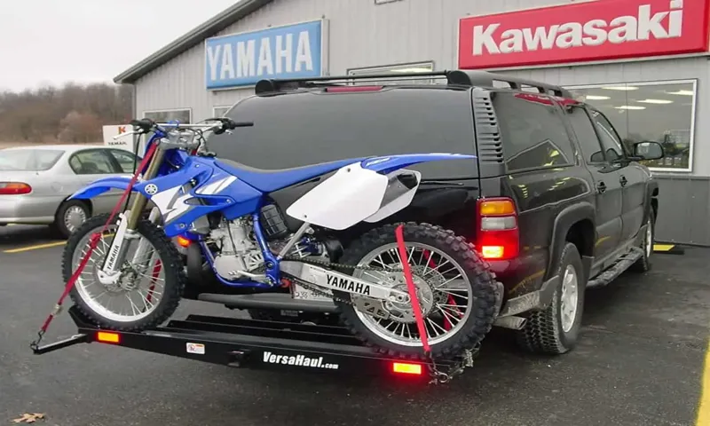 how to strap dirt bike to hitch carrier