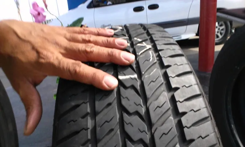 how to tell if you have a bad tire