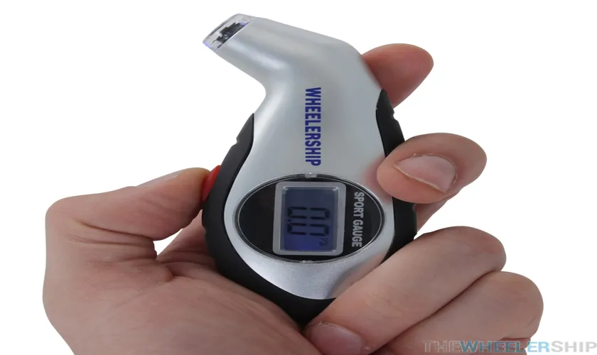 How to Use a Digital Tire Gauge: A Step-by-Step Guide for Accurate Tire Pressure Measurement