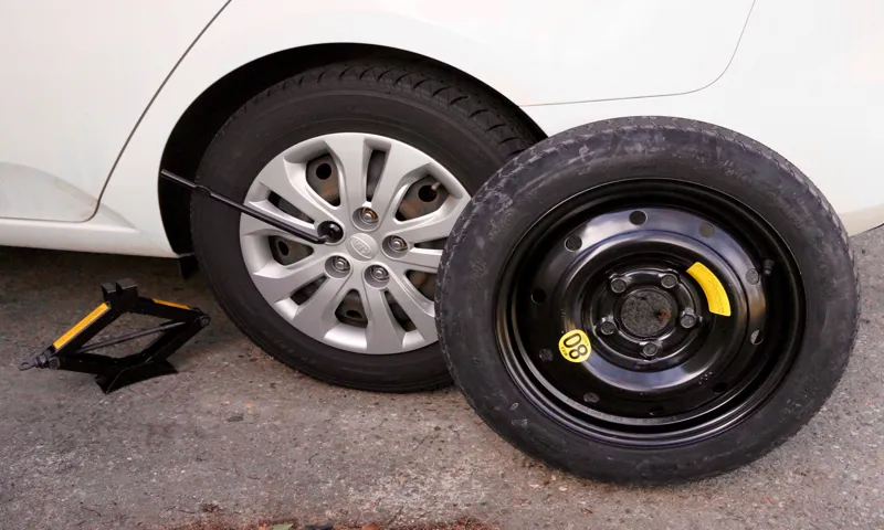 I Got a Flat Tire: What Do I Do? Step-by-Step Guide on How to Handle a Flat Tire