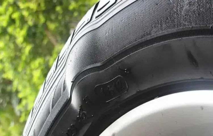 what causes a bulge in a tire