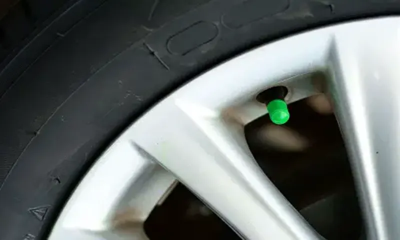 what do green tire caps mean