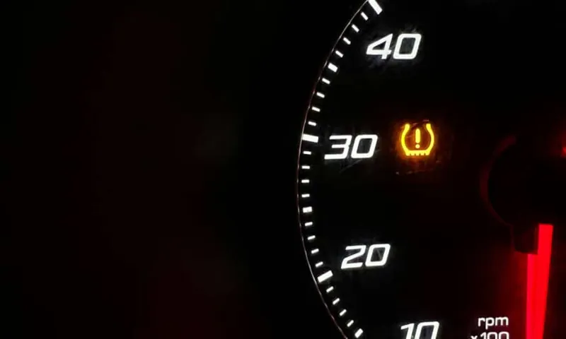 What Does It Mean When Your Tire Light is Blinking? Expert Tips to Troubleshoot