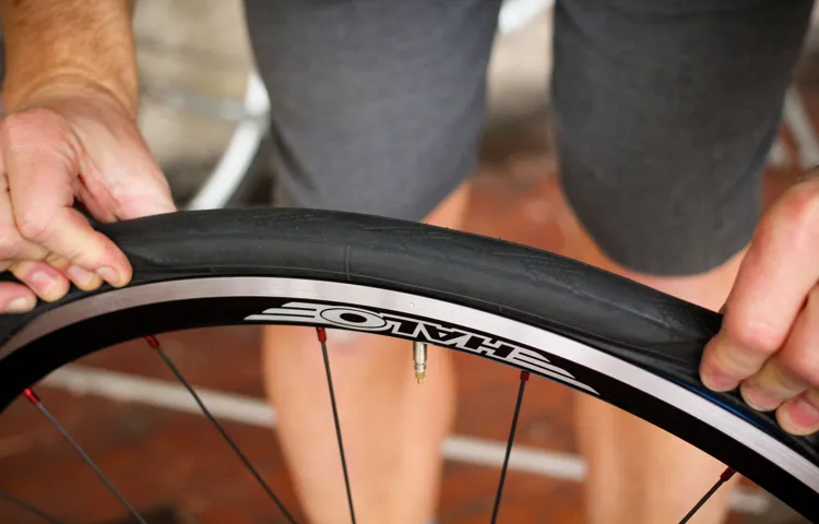 What is a Clincher Tire? Learn the Basics of This Essential Bike Component