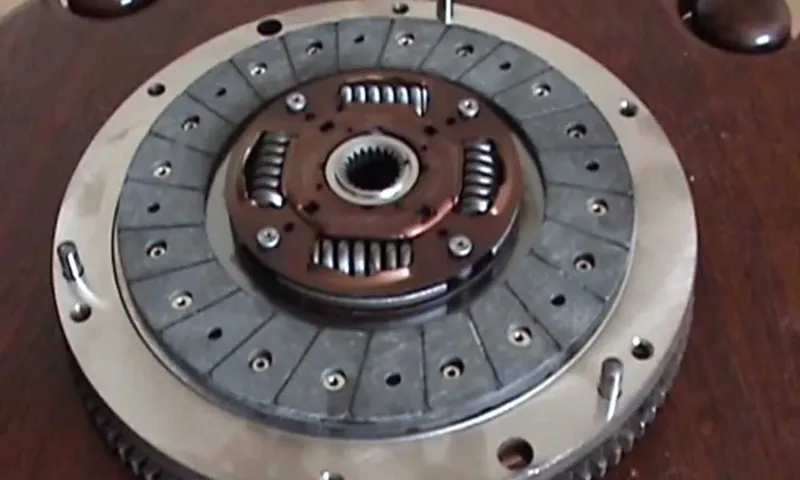 What’s a Clutch in a Car and How Does it Work? A Beginner’s Guide