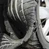 When Experiencing a Tire Blowout, the Driver Should Know These Safety Tips