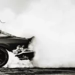 Why Does Only One Tire Spin When I Burnout? Exploring the Science behind One-Wheel Peel