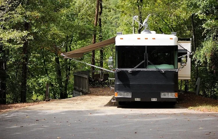 How Much Wind Can RV Awnings Withstand? Simple Guide to Handling Strong Winds