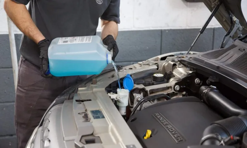 How to Empty Coolant Reservoir – A Step-by-Step Guide