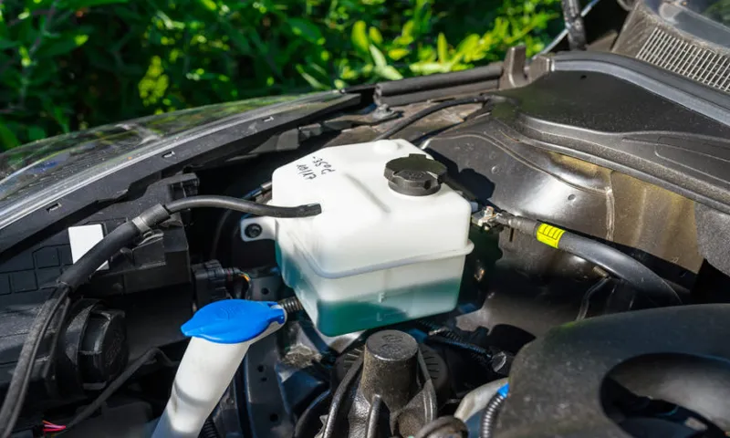 How to Fix a Coolant Leak: 5 Easy Steps for Resolving the Issue