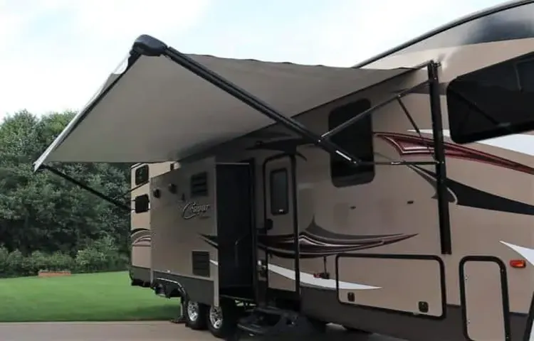 How to Replace RV Awning by Yourself: Step-by-Step Guide