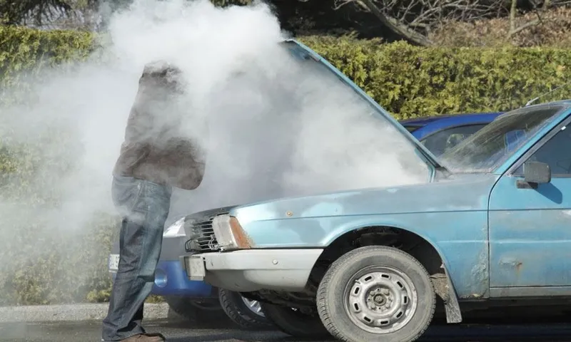 Why is my car overheating? Coolant reservoir full? Find out the reasons