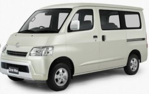 Daihatsu Gran Max Glass Van